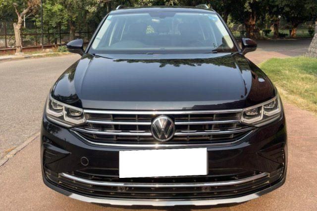 Second-hand 2023 Volkswagen Tiguan 2.0 TSI Elegance BSVI for sale in New Delhi