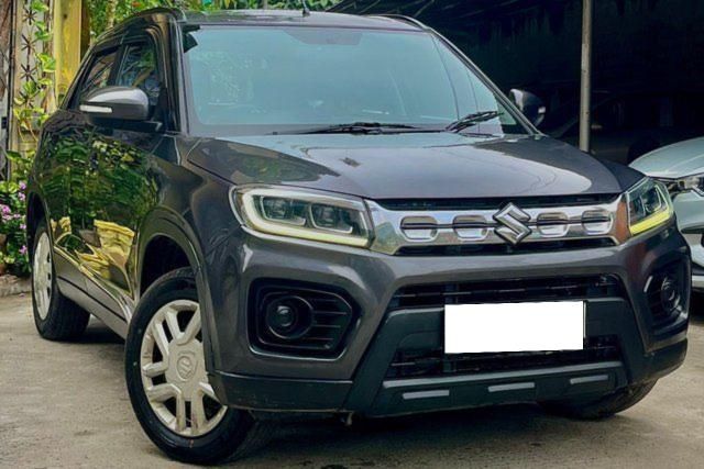 Second-hand 2021 Maruti Suzuki Vitara Brezza VXI for sale in Kolkata