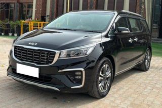 Used Kia Carnival Limousine Plus