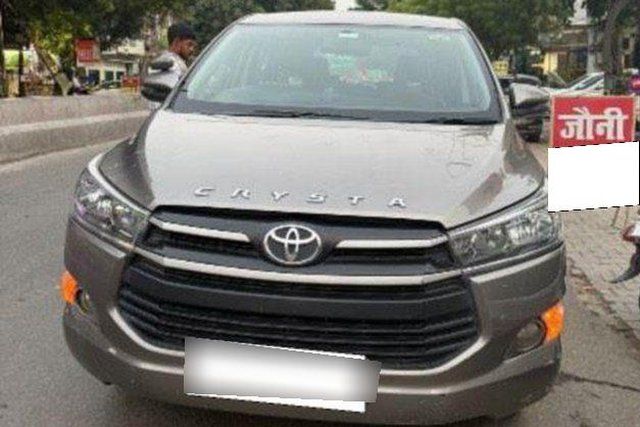 Toyota Innova Crysta 2.4 G MT BSIV Second-hand 2018 Toyota Innova Crysta 2.4 G MT BSIV for sale in New Delhi
