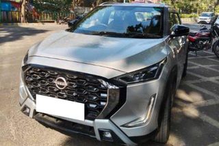 Used Nissan Magnite Tekna