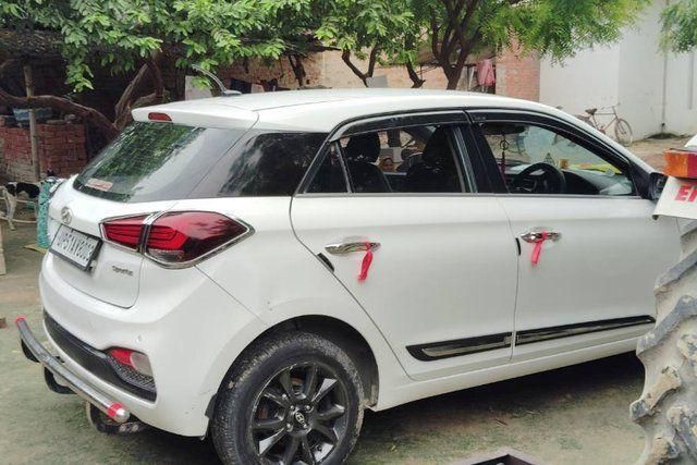 Hyundai i20 Sportz Plus BSIV Second-hand 2019 Hyundai i20 Sportz Plus BSIV for sale in Ambedkar Nagar