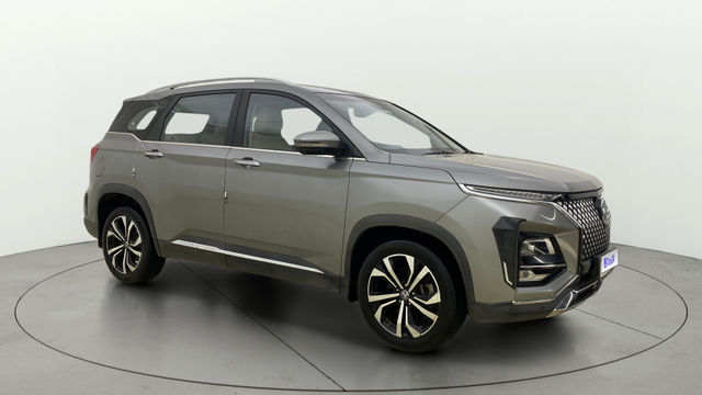 Second-hand 2024 MG Hector Savvy Pro CVT 2023-2025 for sale in Ahmedabad
