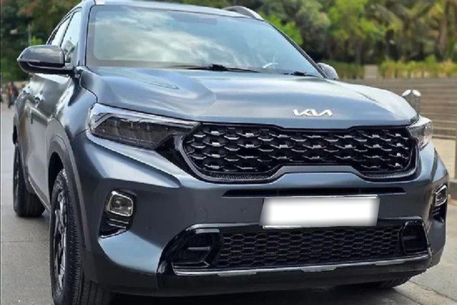 Kia Sonet X-Line Turbo DCT Second-hand 2023 Kia Sonet X-Line Turbo DCT for sale in Mumbai