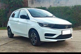 52 Used Tata Tiago in Gurgaon