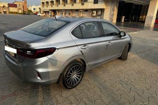 Used Honda City V CVT