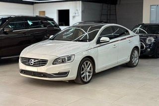 Used Volvo S60 D4 Momentum BSIV