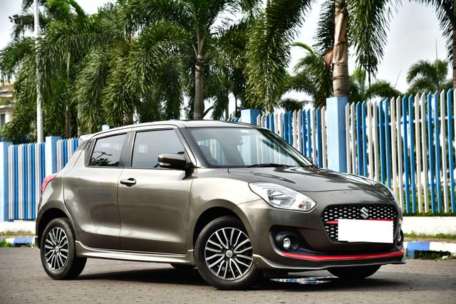 Second-hand 2021 Maruti Suzuki Swift VXI AMT BSVI for sale in Kolkata