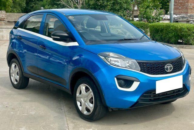 Tata Nexon 1.5 Revotorq XE Second-hand 2017 Tata Nexon 1.5 Revotorq XE for sale in Ahmedabad