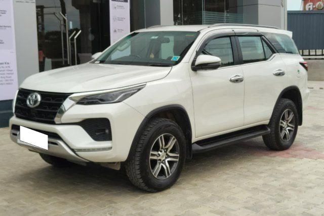 Second-hand 2021 Toyota Fortuner 4X2 Diesel BSVI for sale in Bangalore