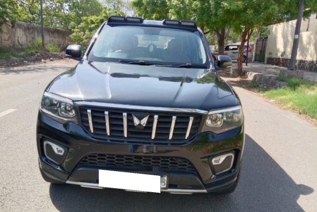 Mahindra Scorpio N Z6 Diesel AT Second-hand 2024 Mahindra Scorpio N Z6 Diesel AT for sale in New Delhi