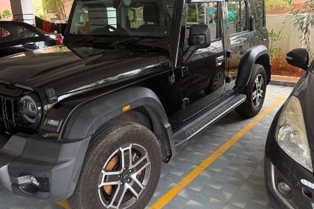 Mahindra Thar ROXX MX5 RWD AT Second-hand 2025 Mahindra Thar ROXX MX5 RWD AT for sale in Guntur