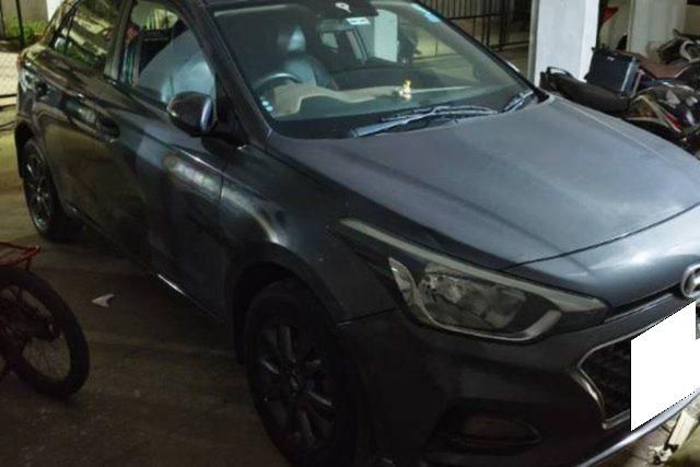 Hyundai i20 Sportz Plus Second-hand 2020 Hyundai i20 Sportz Plus for sale in Pandharpur
