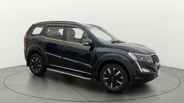 Second-hand 2018 Mahindra XUV500 W11 AT BSIV for sale in Hyderabad