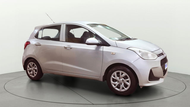 Hyundai Grand i10 1.2 Kappa Magna BSIV Second-hand 2018 Hyundai Grand i10 1.2 Kappa Magna BSIV for sale in Surat