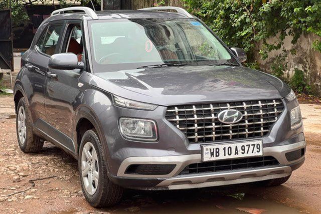 Hyundai Venue S BSIV Second-hand 2019 Hyundai Venue S BSIV for sale in Kolkata