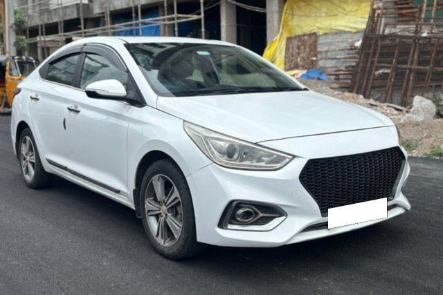 Second-hand 2018 Hyundai Verna CRDi 1.6 SX Option for sale in Hyderabad