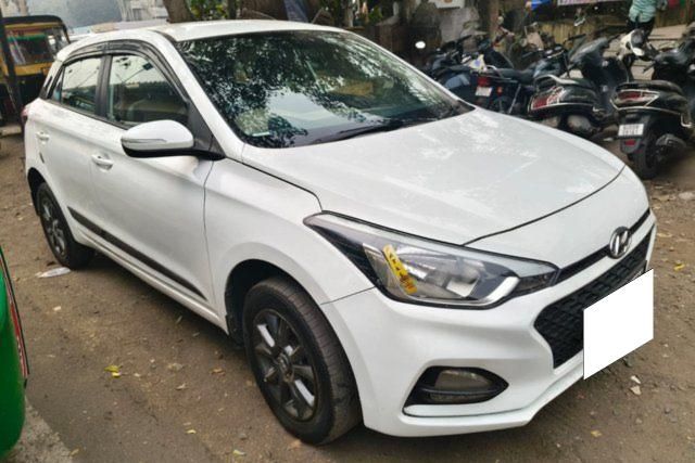Second-hand 2018 Hyundai i20 1.2 Asta for sale in Surat