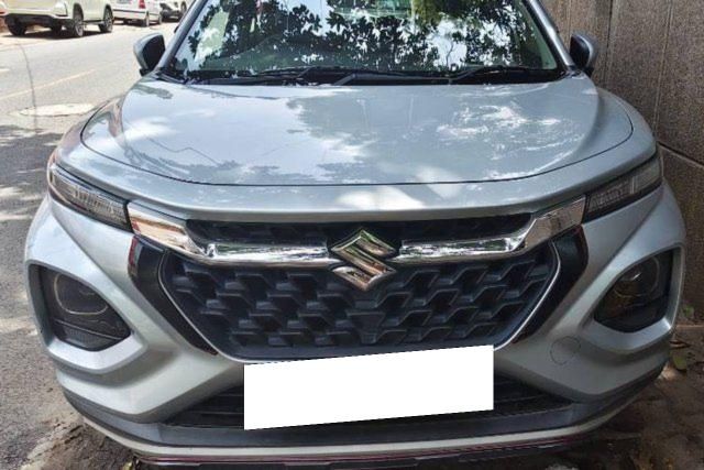 Second-hand 2024 Maruti Suzuki FRONX Delta AMT for sale in New Delhi