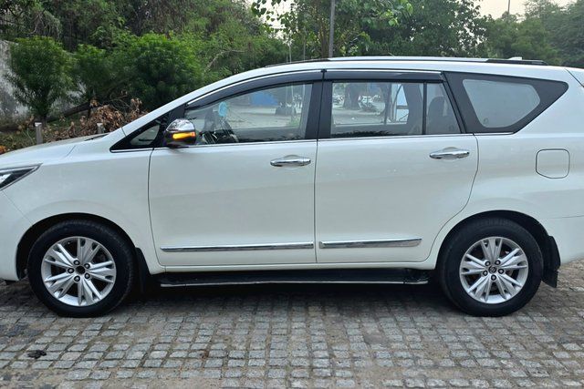 Toyota Innova Crysta 2.7 GX MT BSIV Second-hand 2019 Toyota Innova Crysta 2.7 GX MT BSIV for sale in New Delhi