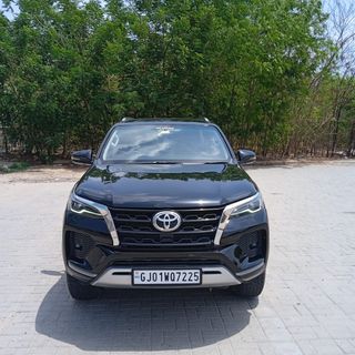 Used Toyota Fortuner 4X2 Diesel AT