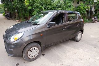 32 Used Maruti Alto 800 in Kolkata