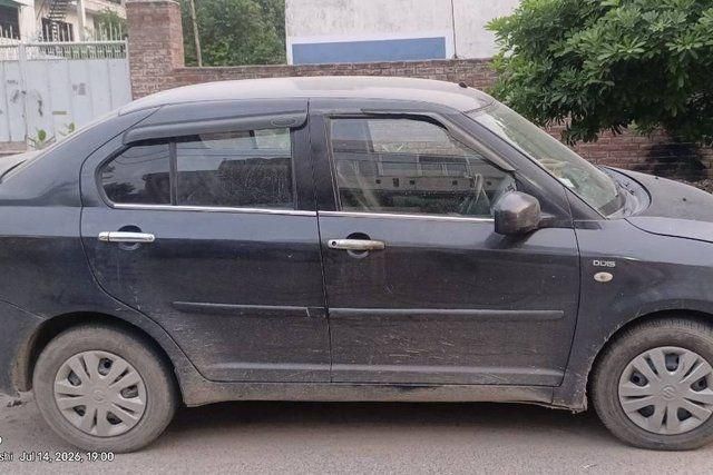 Maruti Suzuki Swift Dzire VDi Second-hand 2011 Maruti Suzuki Swift Dzire VDi for sale in Pratapgarh
