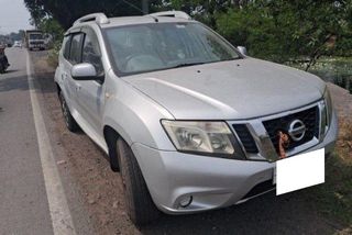 Used Nissan Terrano XE 85 PS