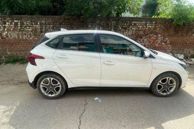 Hyundai i20 Sportz IVT Second-hand 2024 Hyundai i20 Sportz IVT for sale in Faridabad
