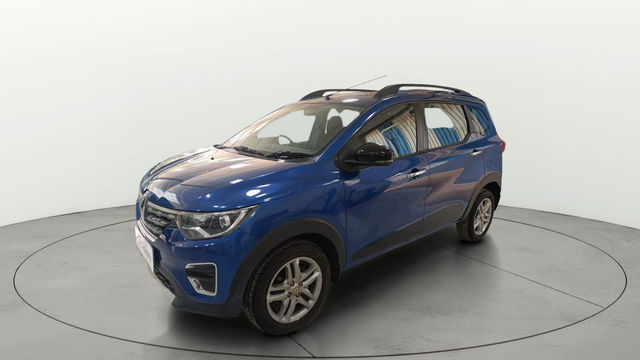 Second-hand 2023 Renault Triber RXZ EASY-R AMT for sale in Bangalore