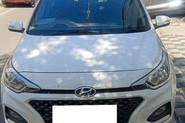 Hyundai i20 1.2 Asta Option Second-hand 2018 Hyundai i20 1.2 Asta Option for sale in Chennai