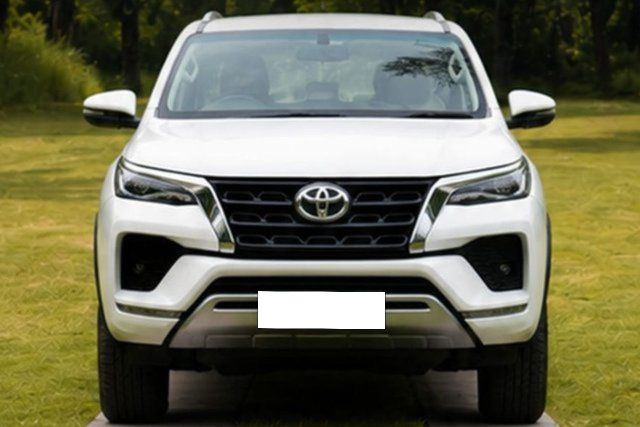 Toyota Fortuner 4X2 Diesel Second-hand 2024 Toyota Fortuner 4X2 Diesel for sale in Jalandhar