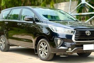 Used Toyota Innova Crysta 2.4 G 7 STR