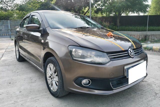 Volkswagen Vento 1.2 TSI Highline AT Second-hand 2015 Volkswagen Vento 1.2 TSI Highline AT for sale in Noida