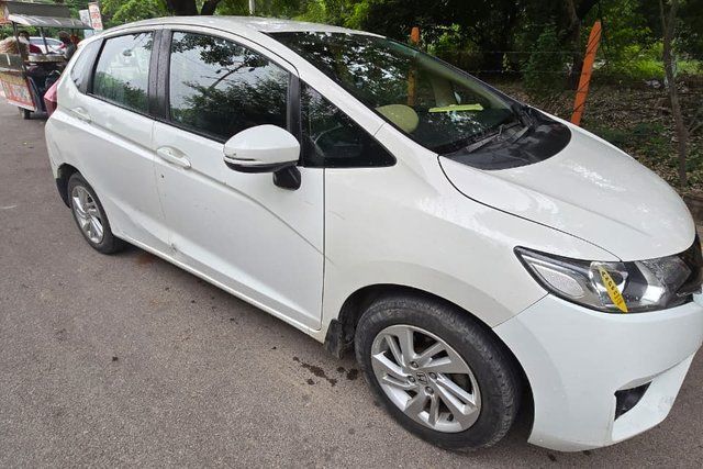 Second-hand 2015 Honda Jazz 1.2 V i VTEC for sale in Lucknow