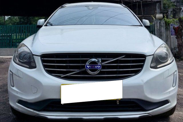 Second-hand 2015 Volvo XC60 D5 Inscription for sale in Jalandhar