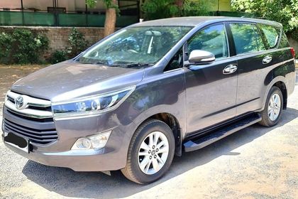Used 2.5 G (Diesel) 7 Seater BS IV