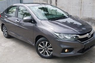 77 Used Honda City in Ahmedabad