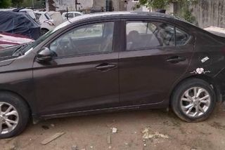 Used Honda Amaze V Petrol BSIV