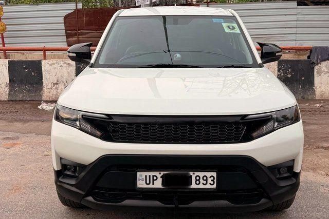 Second-hand 2023 Maruti Suzuki Brezza Lxi CNG for sale in New Delhi