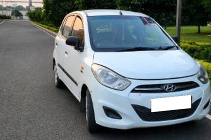 32 Used Hyundai i10