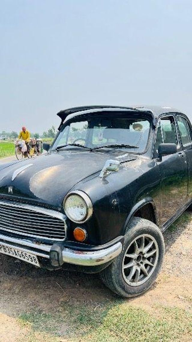 Ambassador Classic 1800 Isz Mpfi Second-hand 2006 Ambassador Classic 1800 Isz Mpfi for sale in Gurdaspur