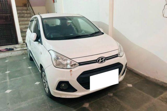 Second-hand 2014 Hyundai Grand i10 Magna for sale in New Delhi