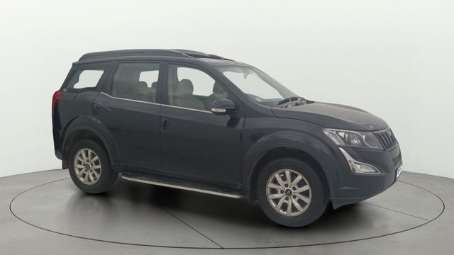 Mahindra XUV500 W10 2WD Second-hand 2015 Mahindra XUV500 W10 2WD for sale in Bangalore