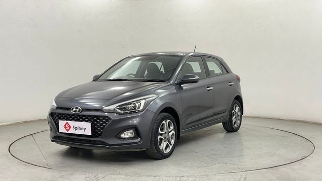 Second-hand 2018 Hyundai i20 1.2 Asta Option for sale in Pune