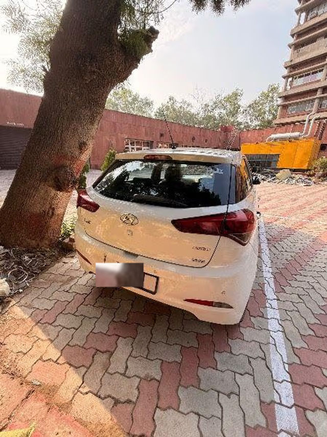 Second-hand 2016 Hyundai i20 Asta 1.2 for sale in Chandigarh