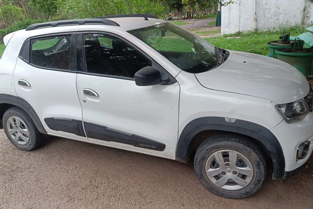 Renault KWID 1.0 RXT Second-hand 2017 Renault KWID 1.0 RXT for sale in Ghaziabad