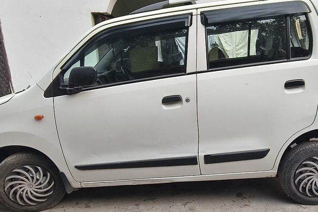 Maruti Suzuki Wagon R LXI BS IV Second-hand 2017 Maruti Suzuki Wagon R LXI BS IV for sale in Noida
