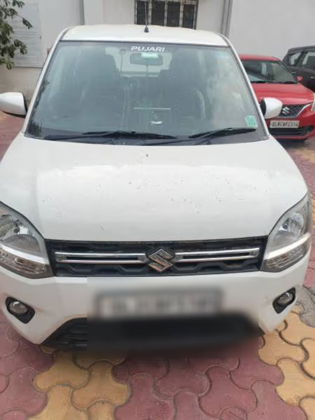 Second-hand 2025 Maruti Suzuki Wagon R ZXI for sale in New Delhi