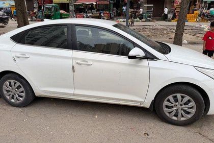 38 Used Hyundai Verna